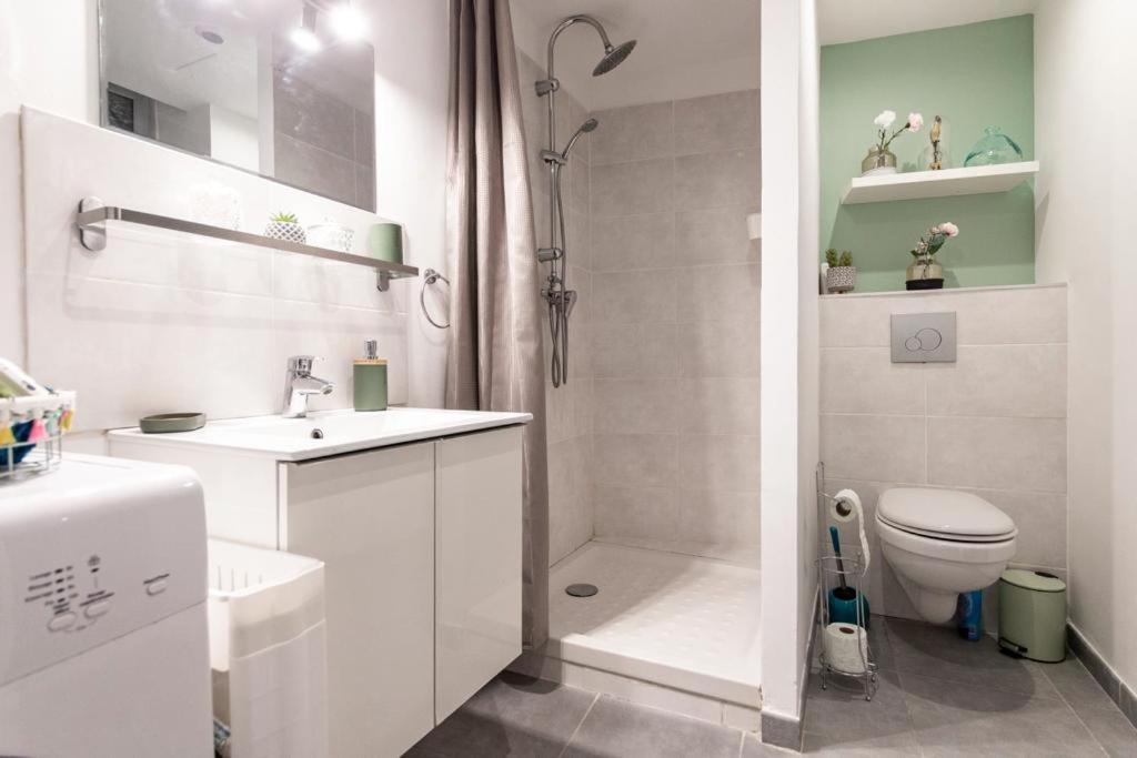 Studio Cosy Au Coeur De L'Ecusson - Arenes A 2 Min 尼姆 外观 照片