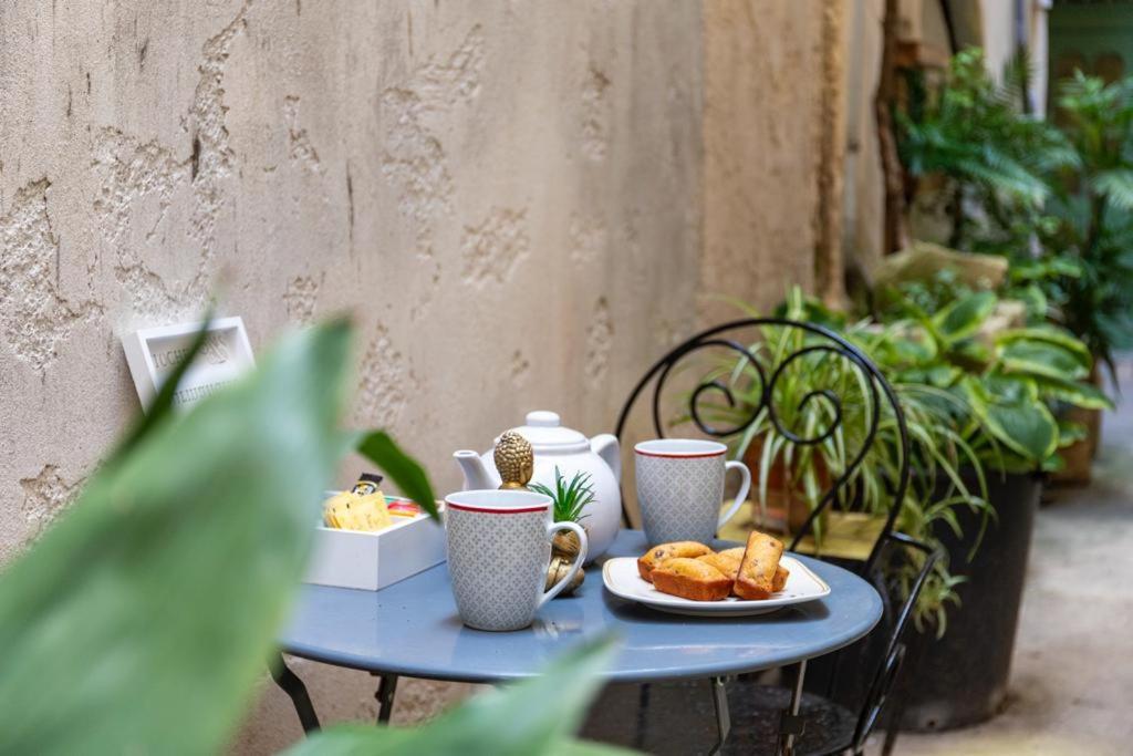 Studio Cosy Au Coeur De L'Ecusson - Arenes A 2 Min 尼姆 外观 照片